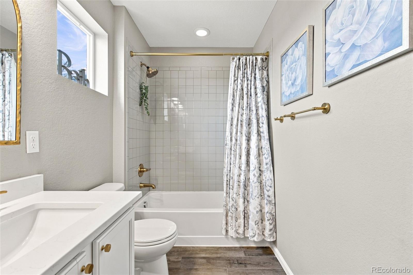 MLS Image #9 for 25647 e maple avenue,aurora, Colorado