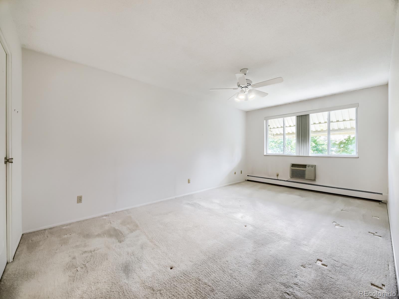 MLS Image #14 for 9355 e center avenue,denver, Colorado