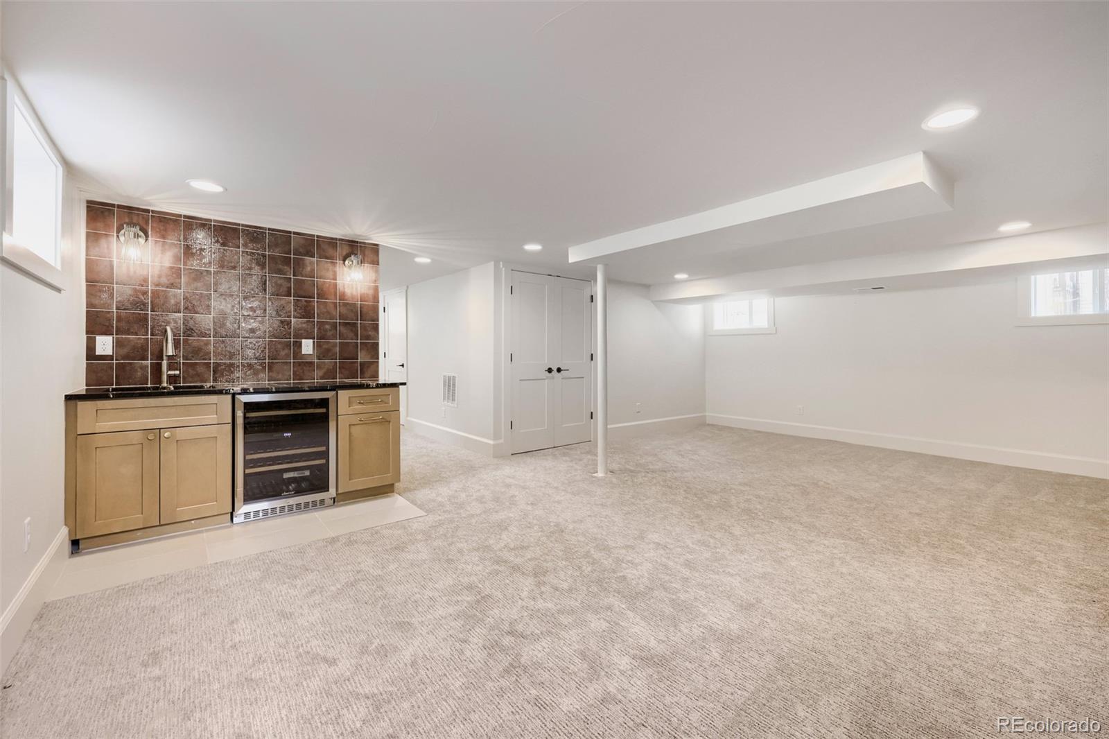MLS Image #11 for 1274  hudson street,denver, Colorado