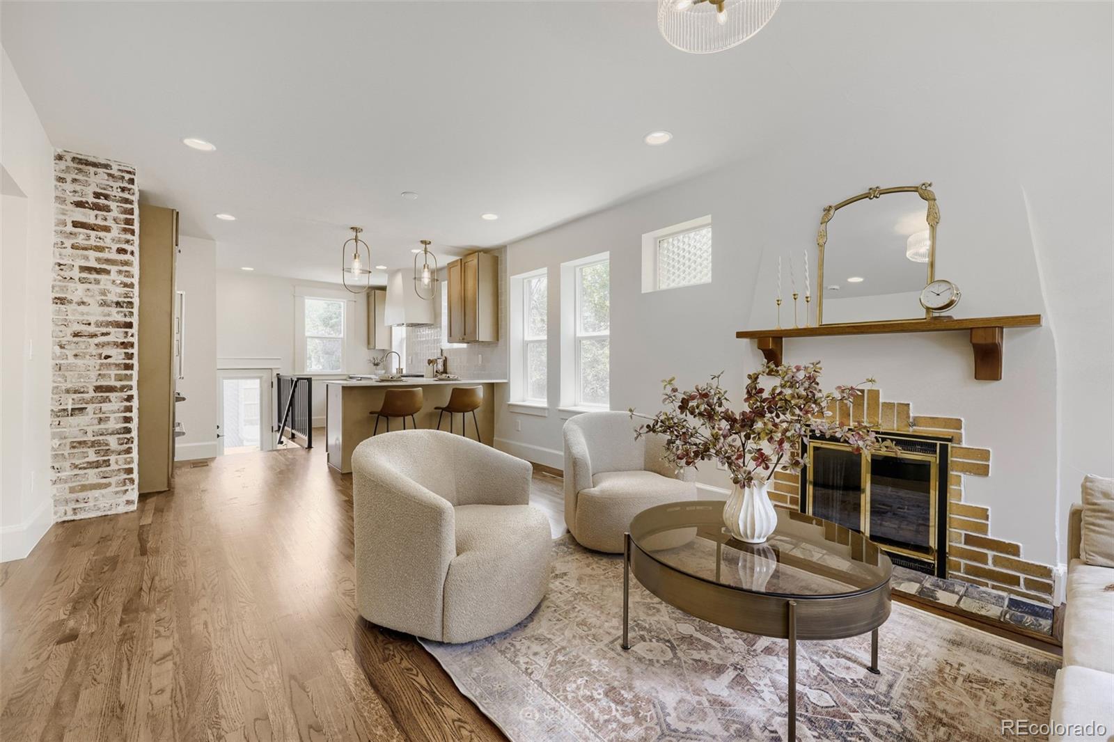 MLS Image #3 for 1274  hudson street,denver, Colorado