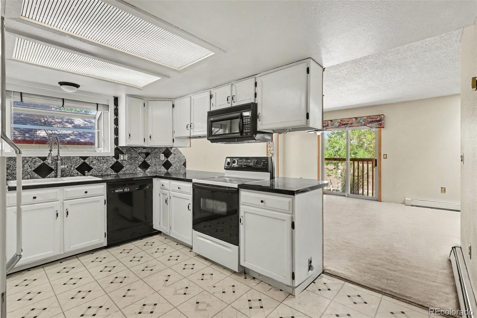 MLS Image #6 for 8611 w 71st circle,arvada, Colorado
