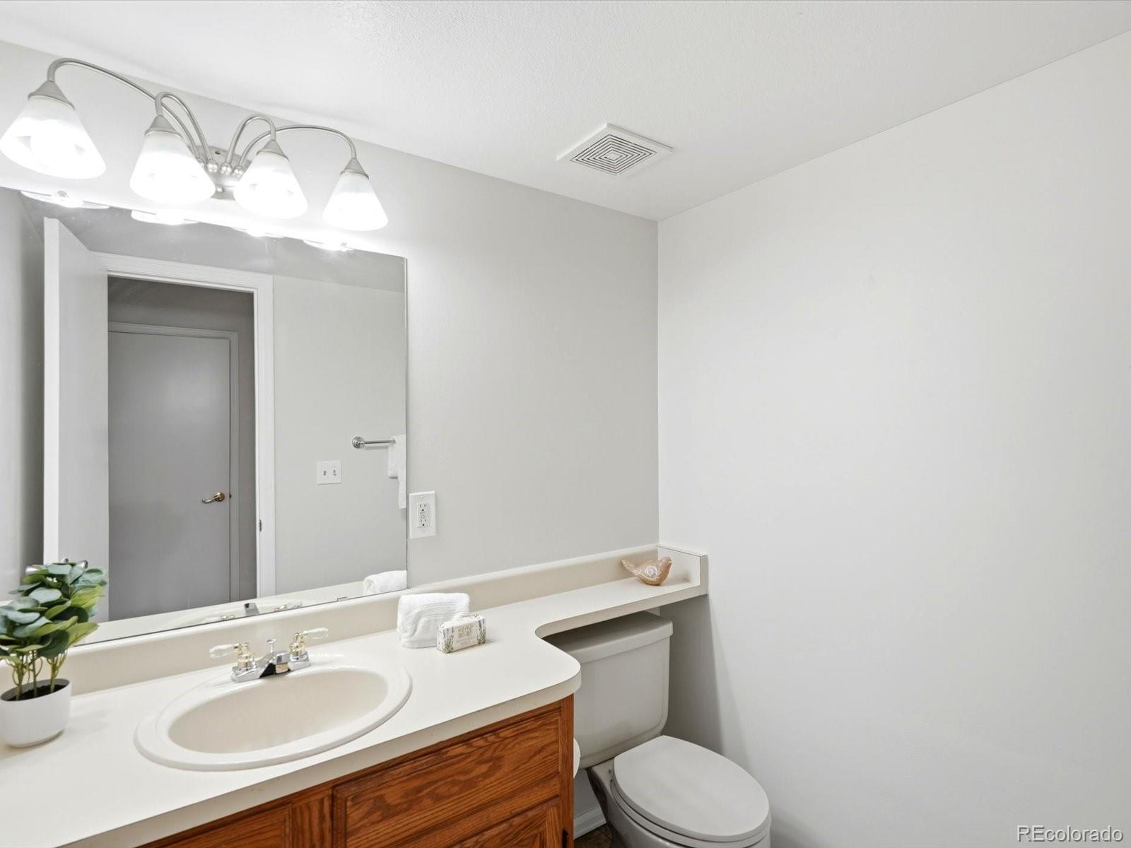 MLS Image #20 for 1818 s quebec way 9-7,denver, Colorado