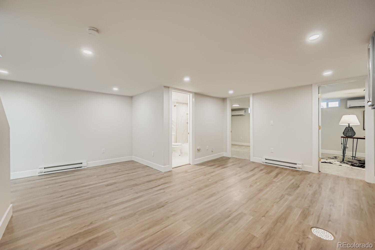 MLS Image #15 for 1435  quebec street ,denver, Colorado