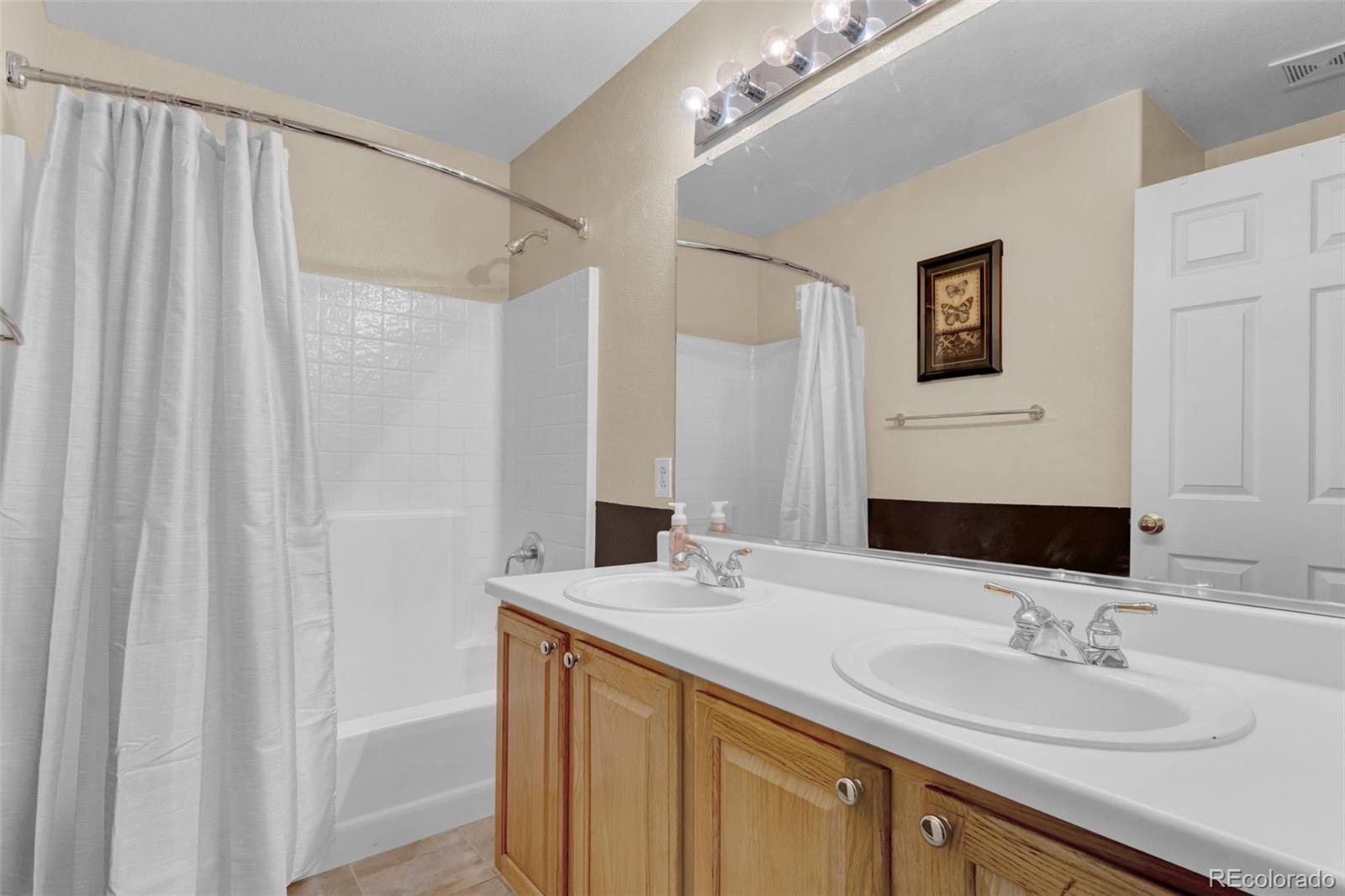 MLS Image #27 for 20180 e 43rd place,denver, Colorado
