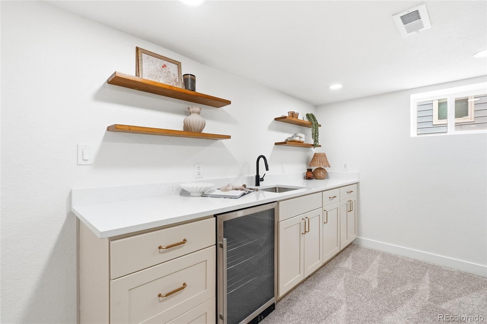 MLS Image #16 for 2575 s lafayette street,denver, Colorado