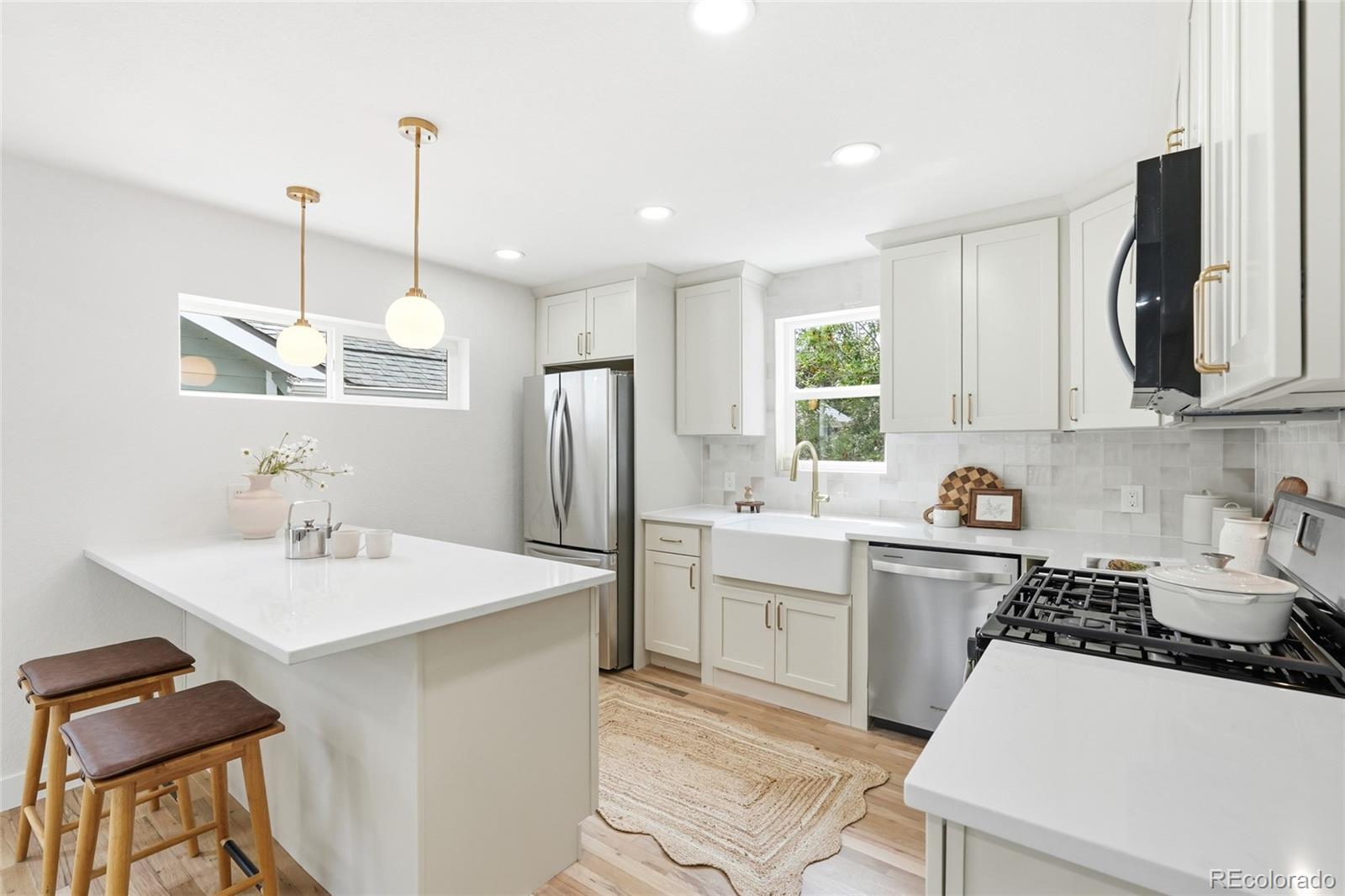 MLS Image #5 for 2575 s lafayette street,denver, Colorado