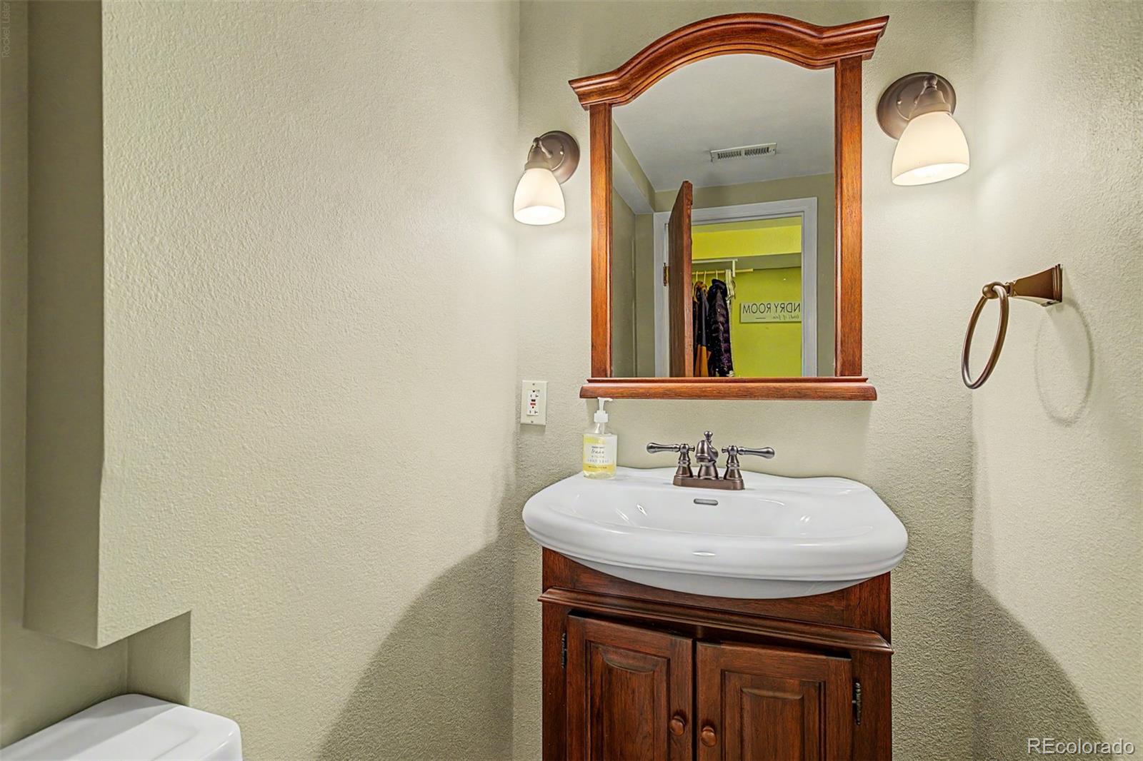MLS Image #33 for 8039  marshall circle,arvada, Colorado