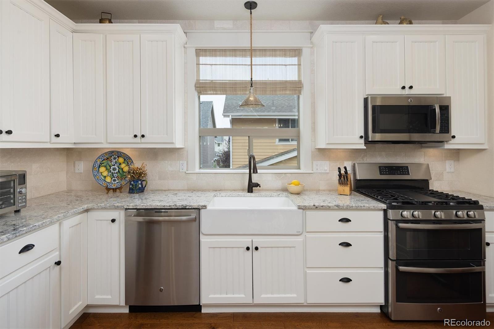 MLS Image #11 for 9035 e 49th place,denver, Colorado