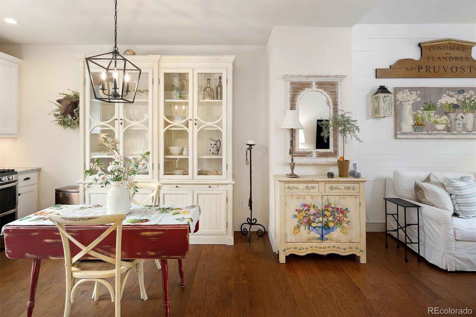 MLS Image #15 for 9035 e 49th place,denver, Colorado