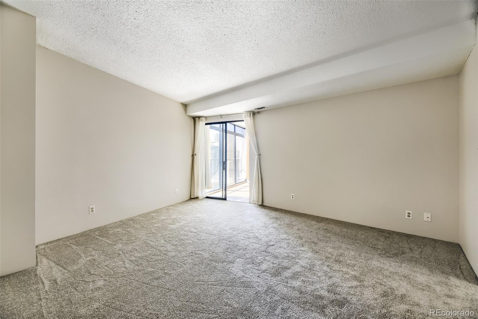 MLS Image #13 for 1777  larimer street,denver, Colorado