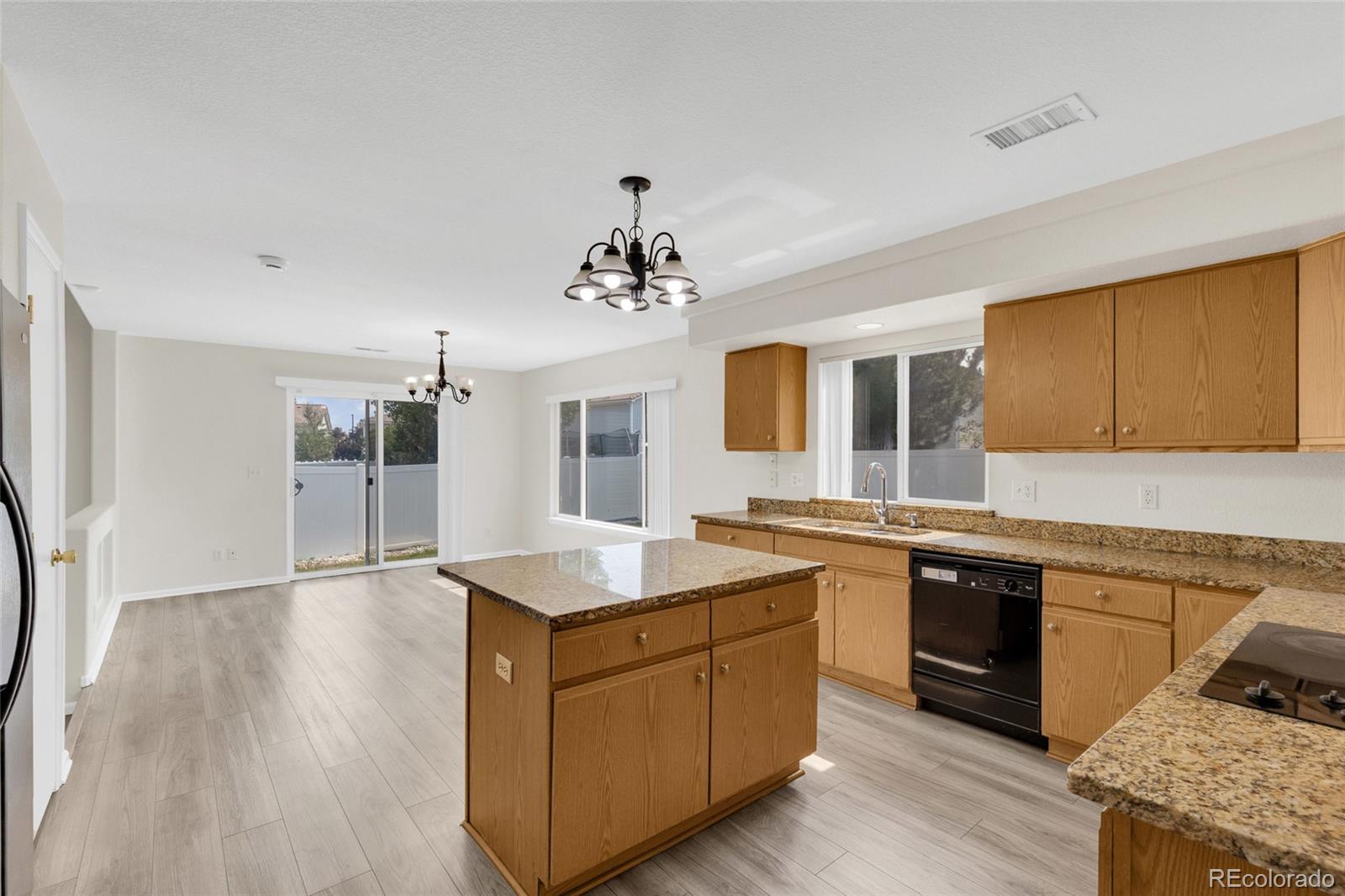 MLS Image #17 for 5170  biscay court,denver, Colorado
