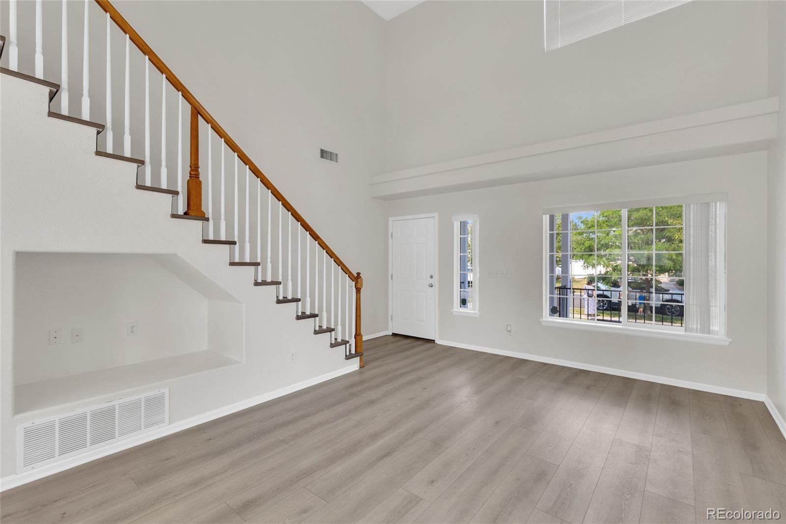 MLS Image #5 for 5170  biscay court,denver, Colorado