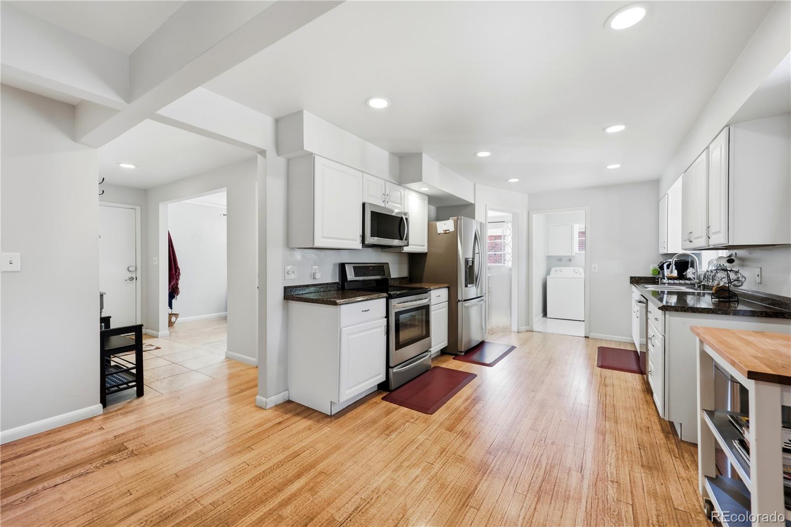 MLS Image #11 for 361  newark street,aurora, Colorado