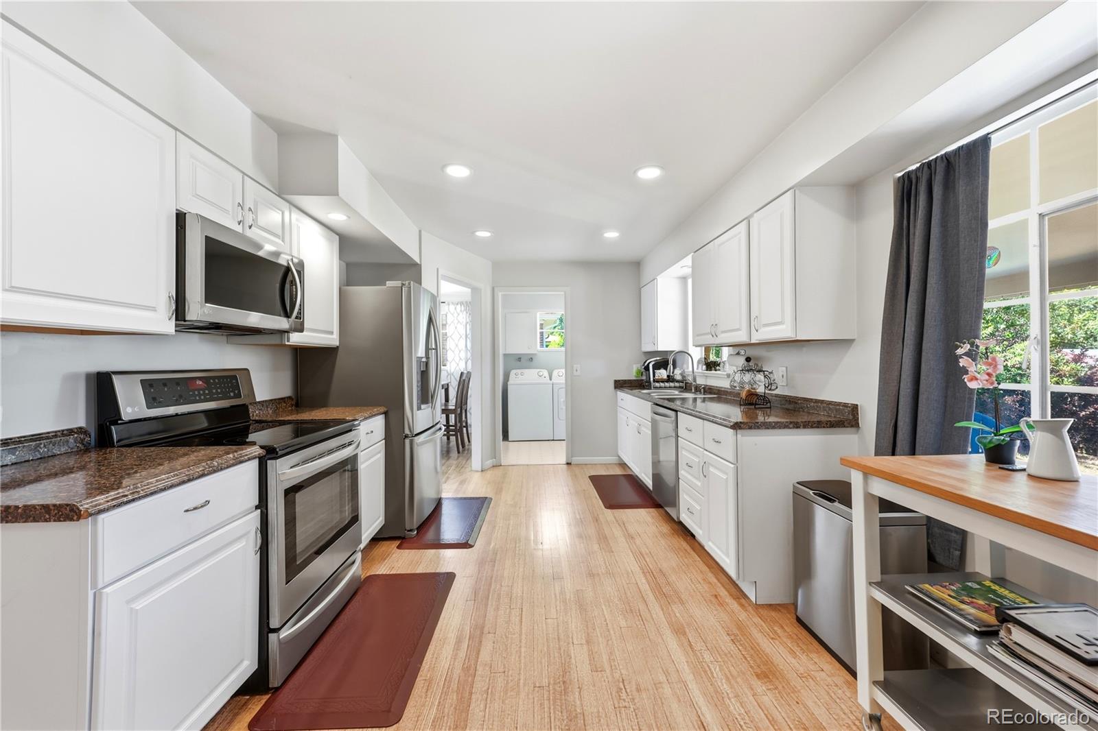 MLS Image #13 for 361  newark street,aurora, Colorado