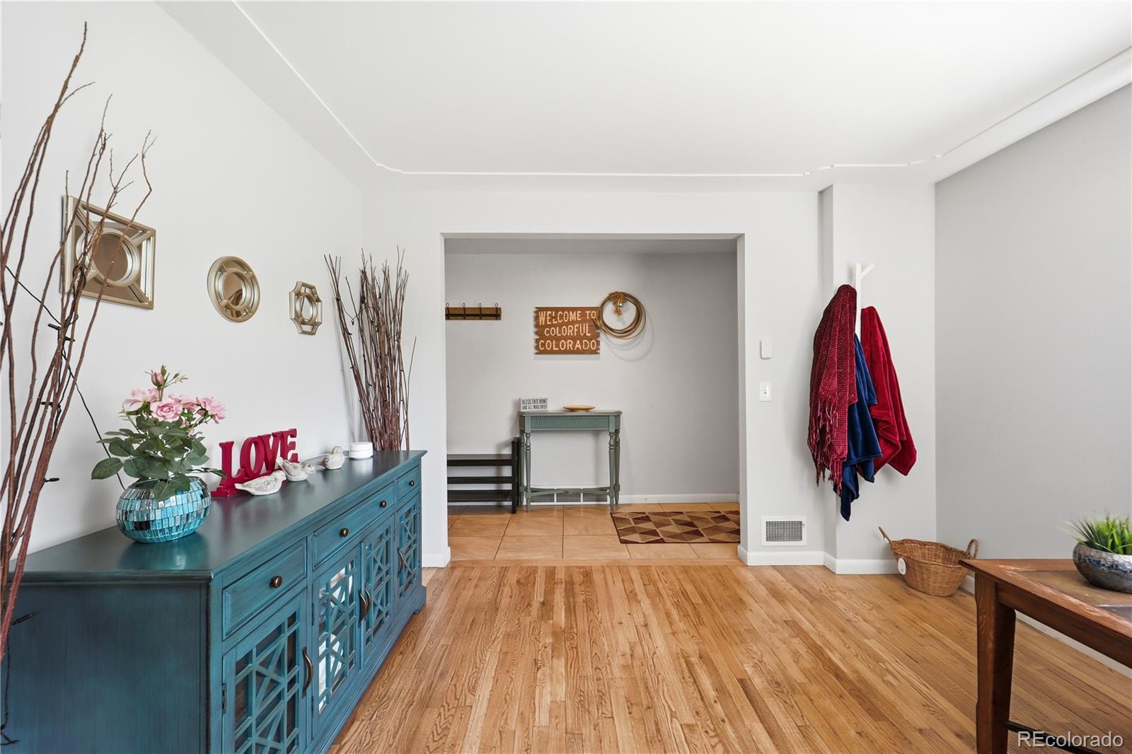 MLS Image #19 for 361  newark street,aurora, Colorado