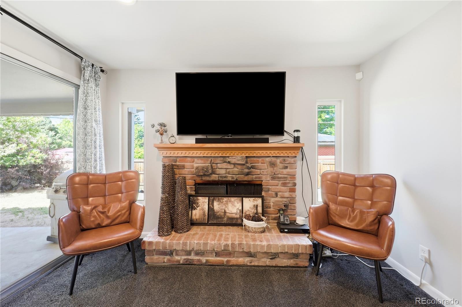 MLS Image #5 for 361  newark street,aurora, Colorado