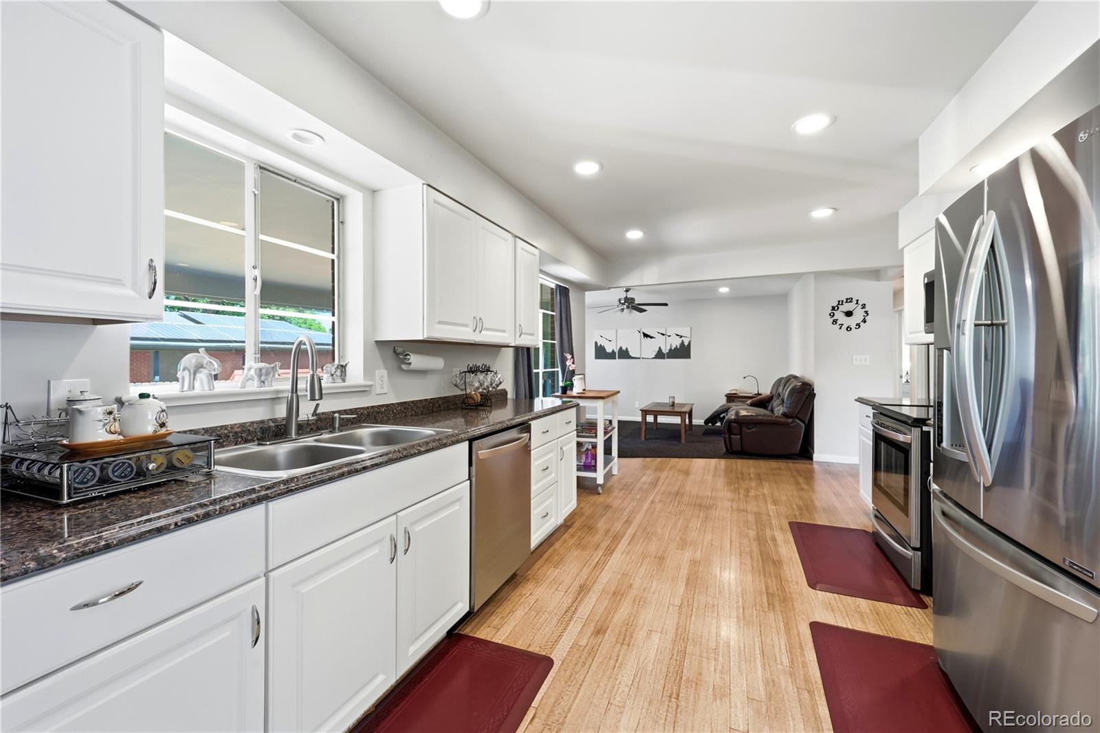 MLS Image #8 for 361  newark street,aurora, Colorado