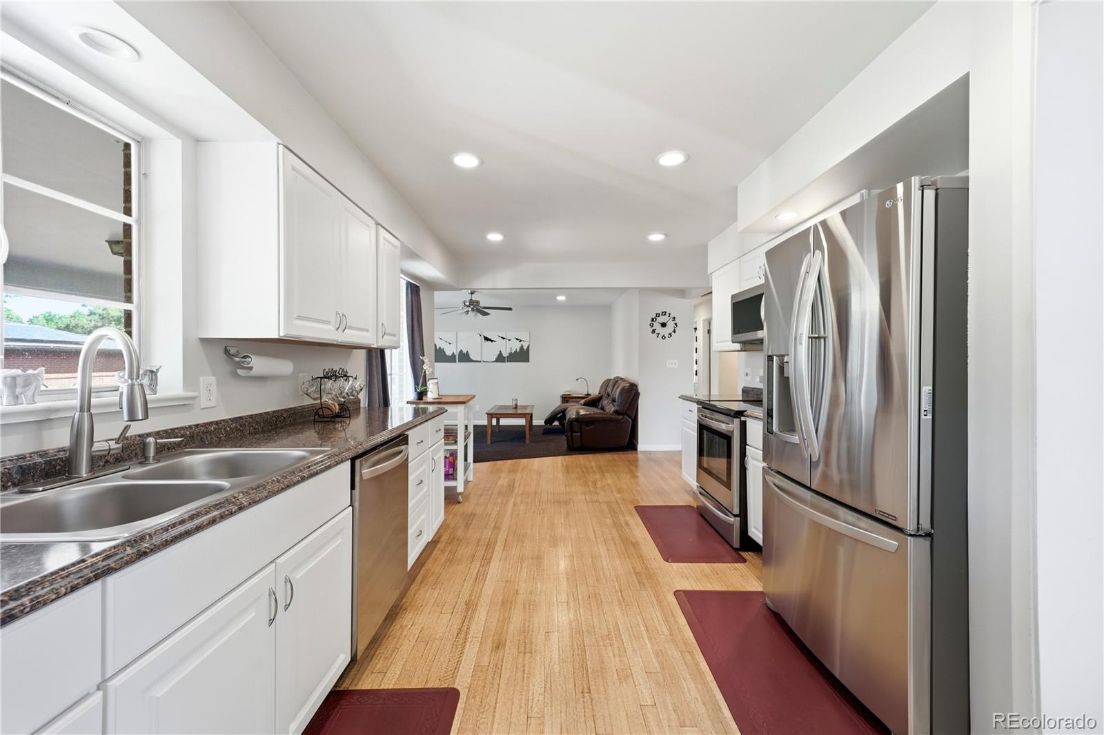 MLS Image #9 for 361  newark street,aurora, Colorado