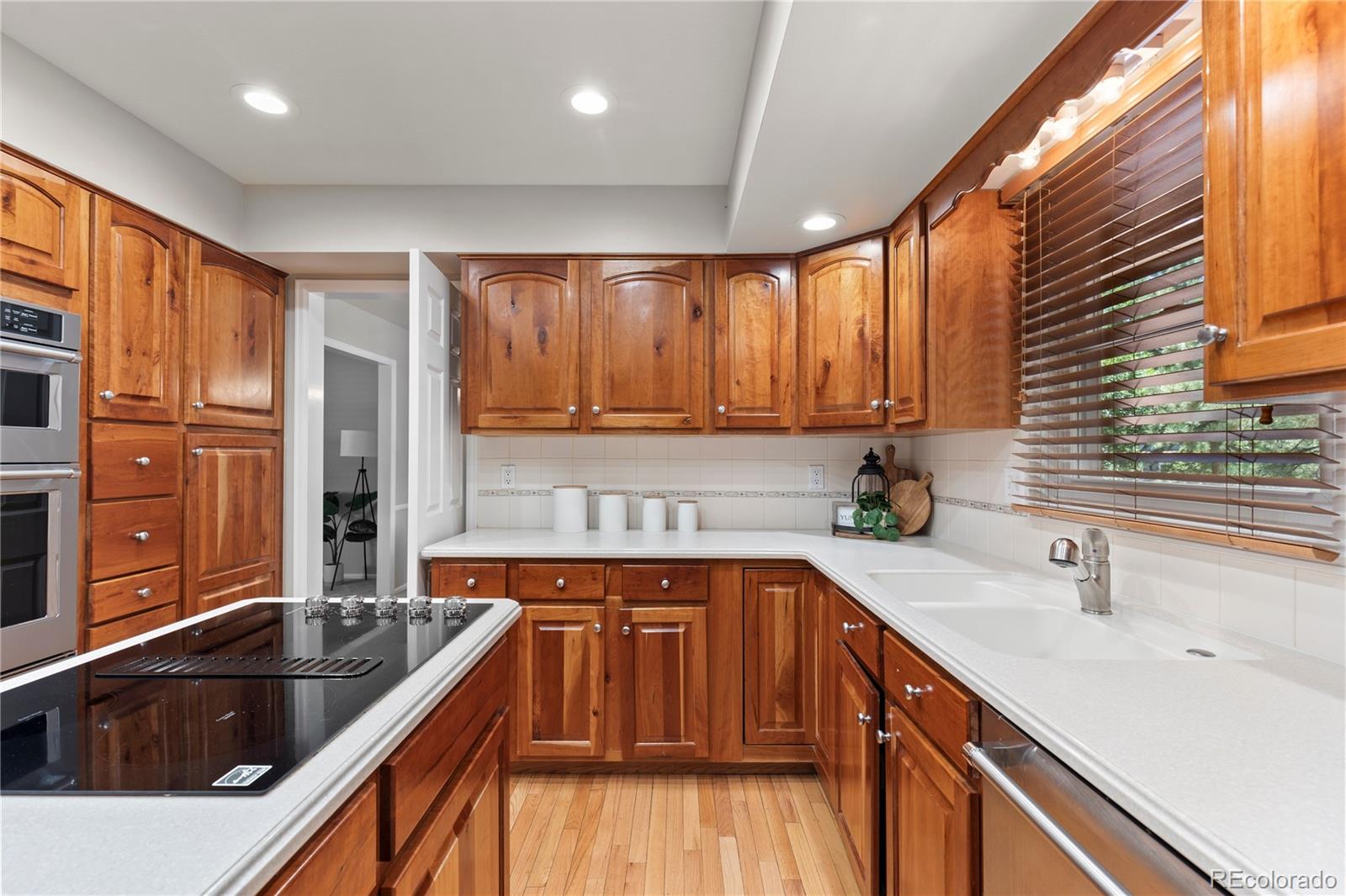 MLS Image #14 for 7045 e costilla drive,englewood, Colorado