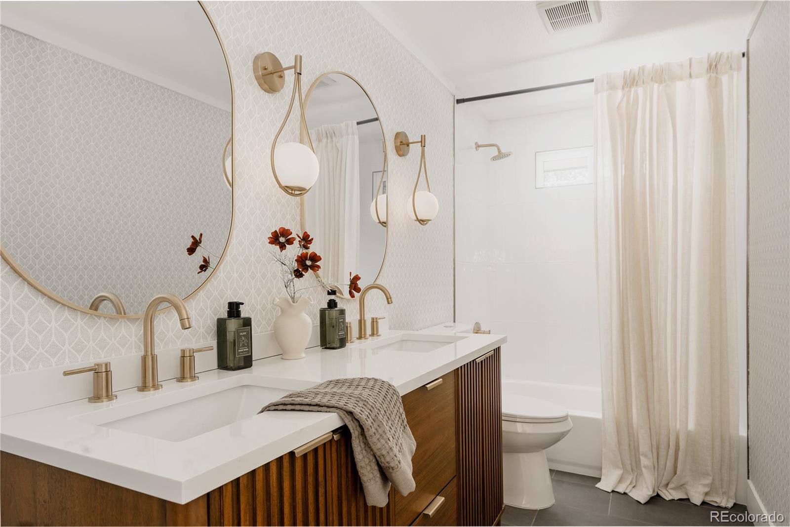 MLS Image #19 for 6108 s lakeview street,littleton, Colorado