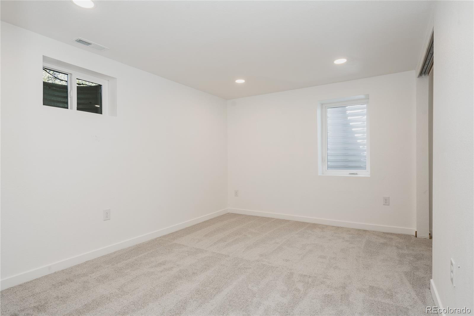 MLS Image #33 for 6108 s lakeview street,littleton, Colorado