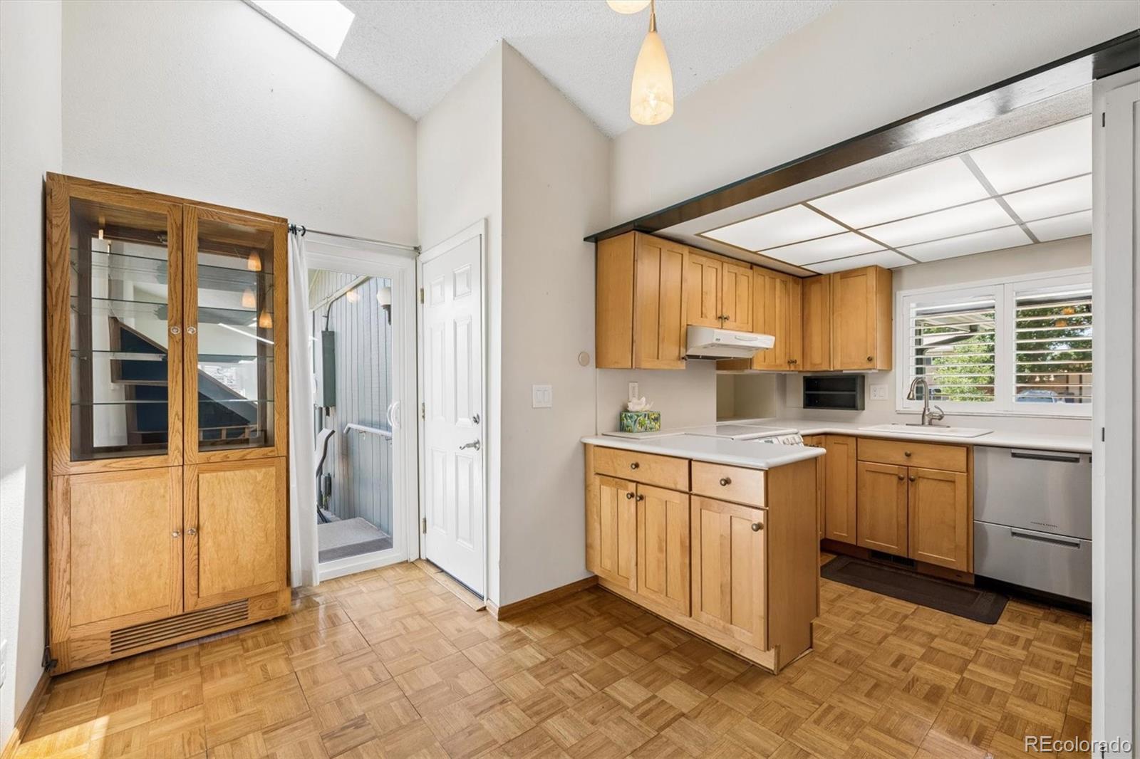 MLS Image #6 for 13043  king circle,broomfield, Colorado