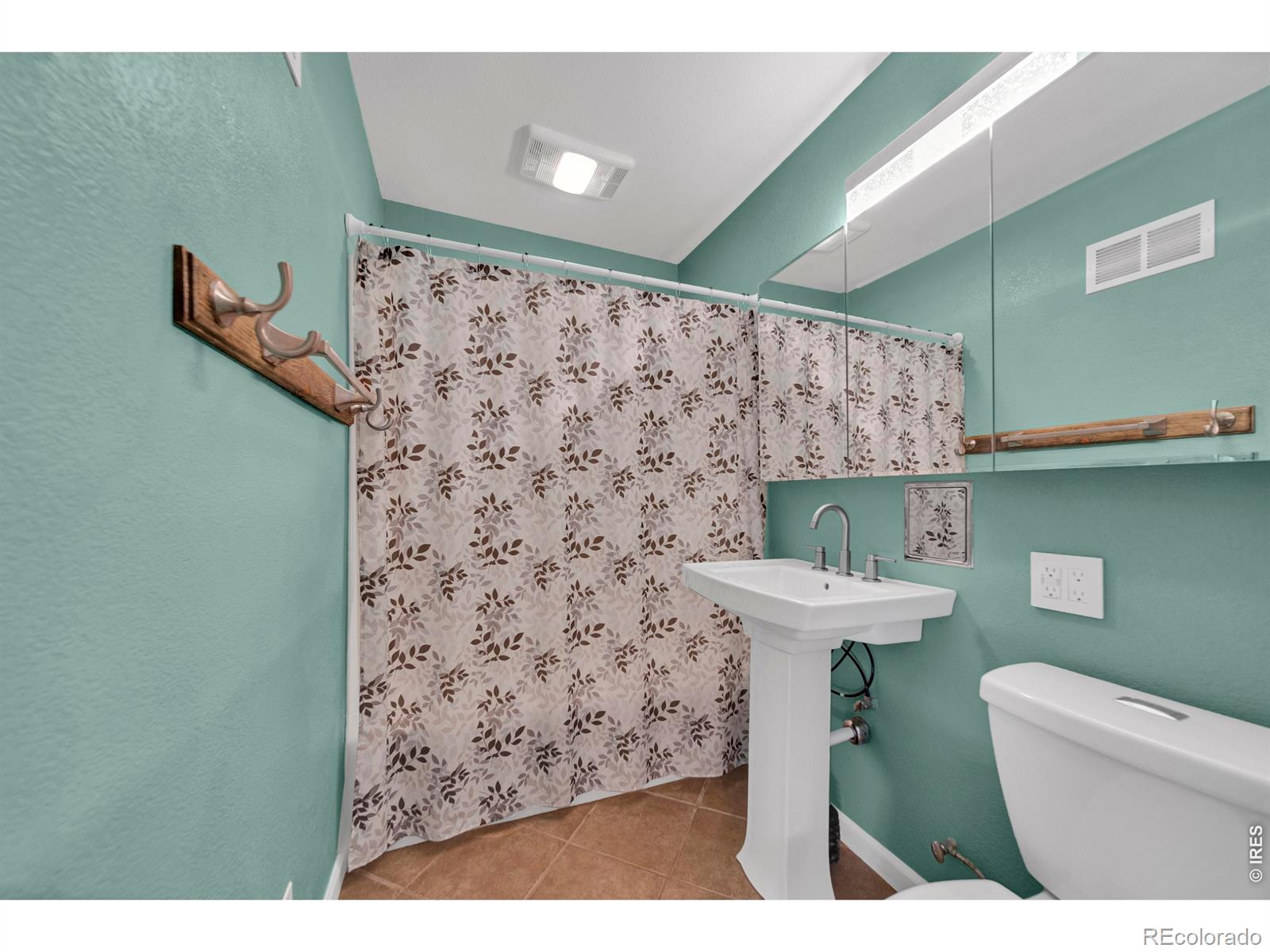 MLS Image #20 for 365 s cedar avenue,akron, Colorado