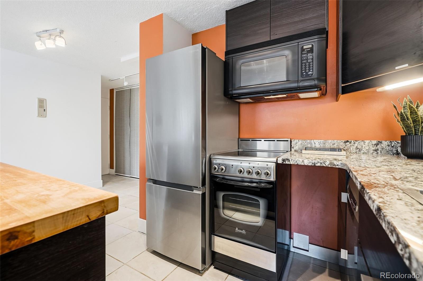 MLS Image #13 for 799  dahlia street,denver, Colorado