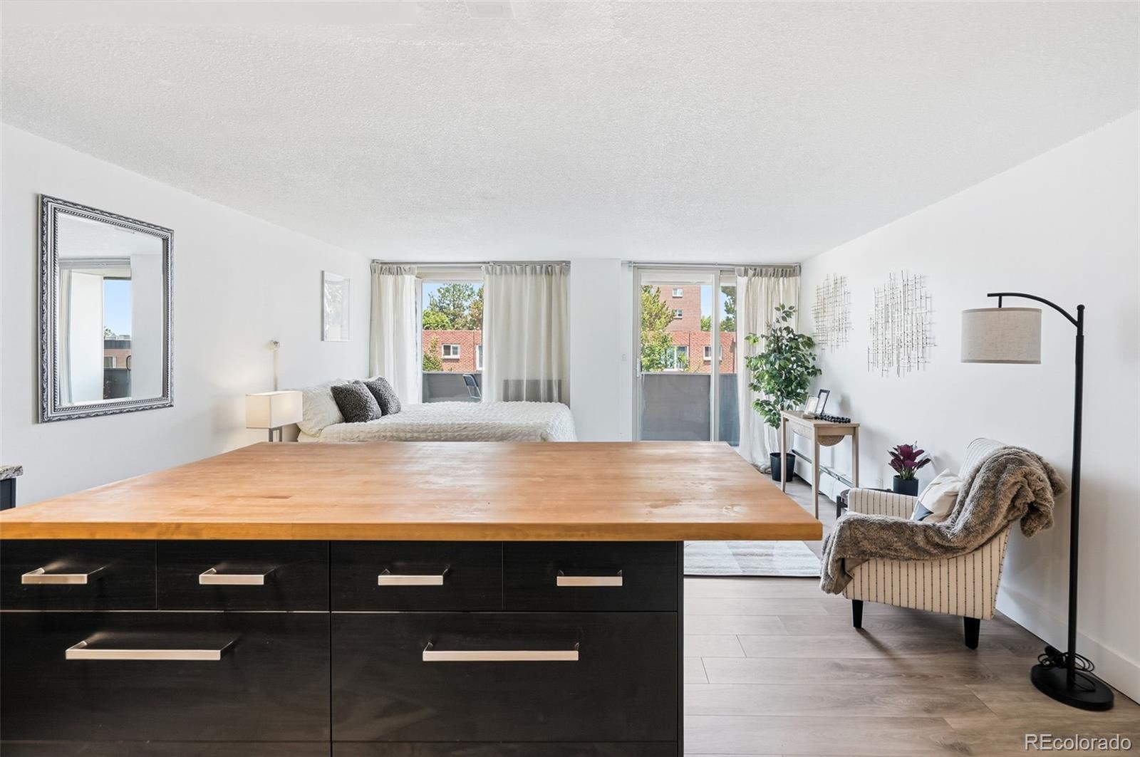 MLS Image #15 for 799  dahlia street,denver, Colorado