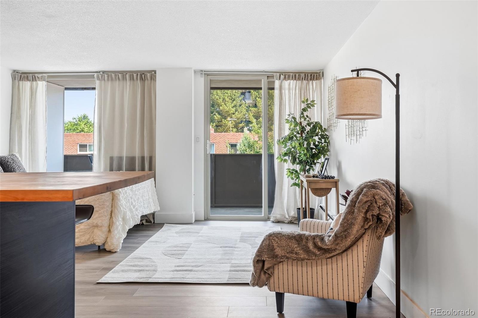 MLS Image #16 for 799  dahlia street,denver, Colorado