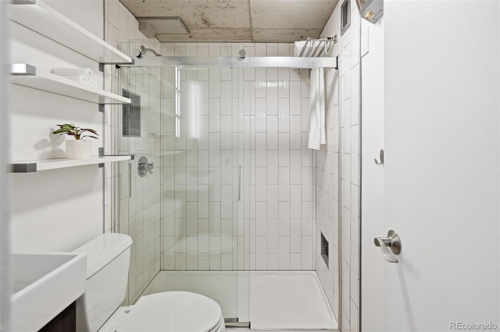 MLS Image #25 for 799  dahlia street,denver, Colorado