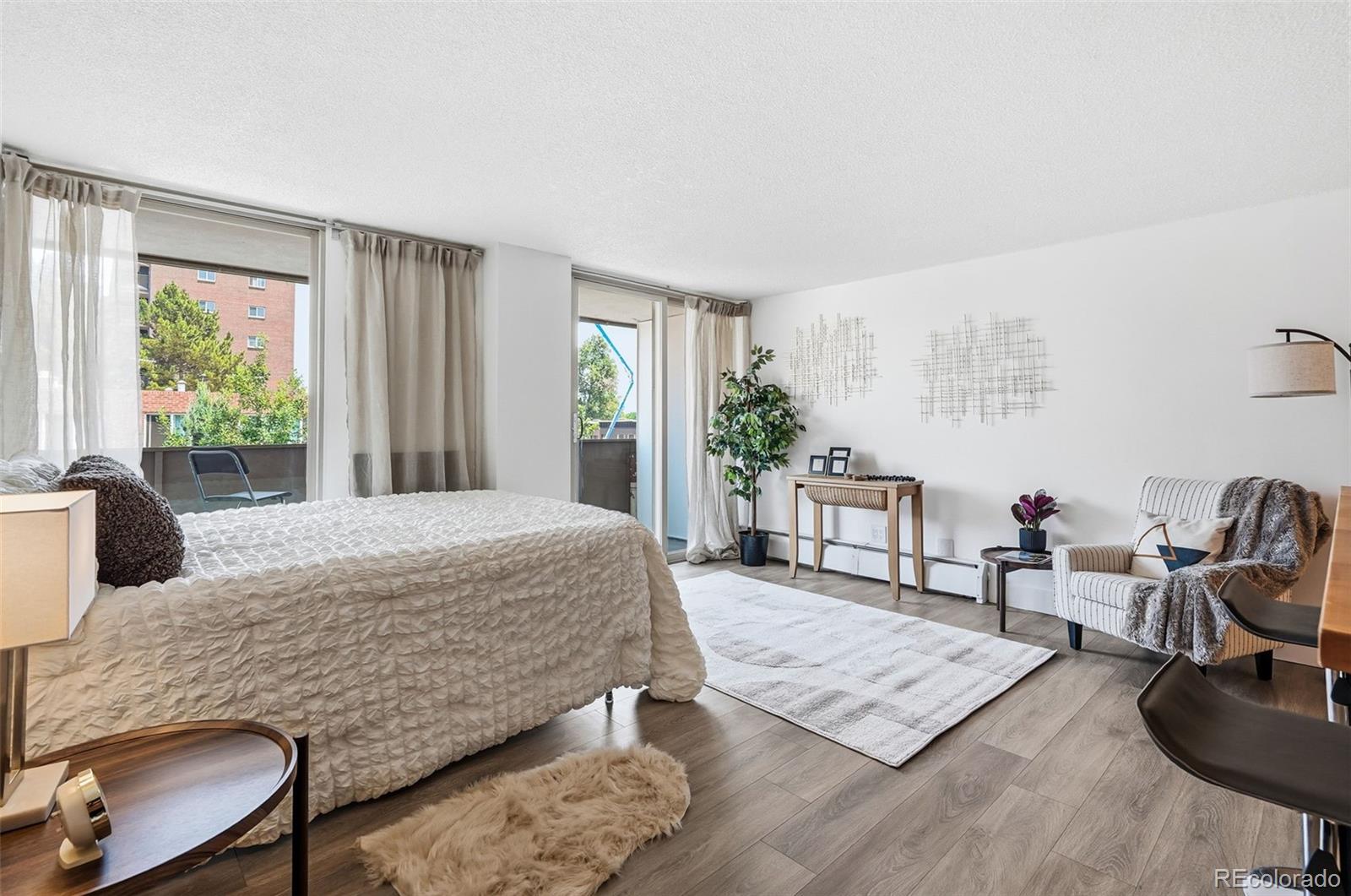 MLS Image #3 for 799  dahlia street,denver, Colorado