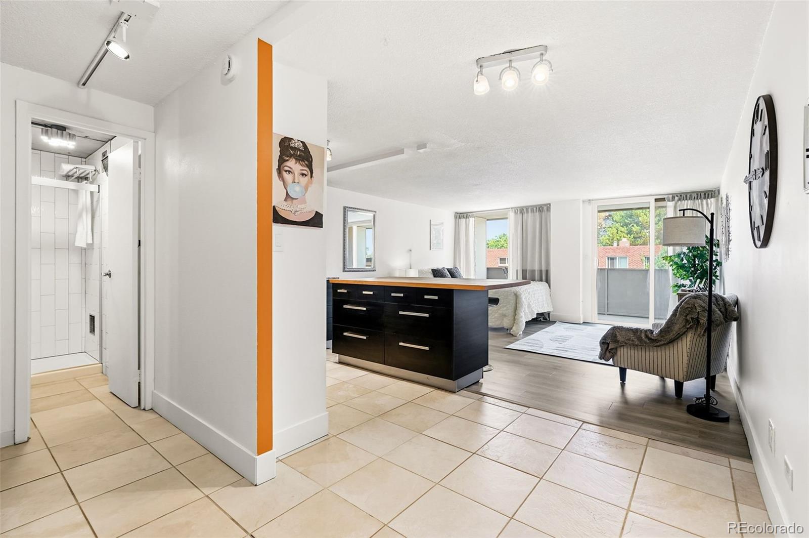 MLS Image #5 for 799  dahlia street,denver, Colorado