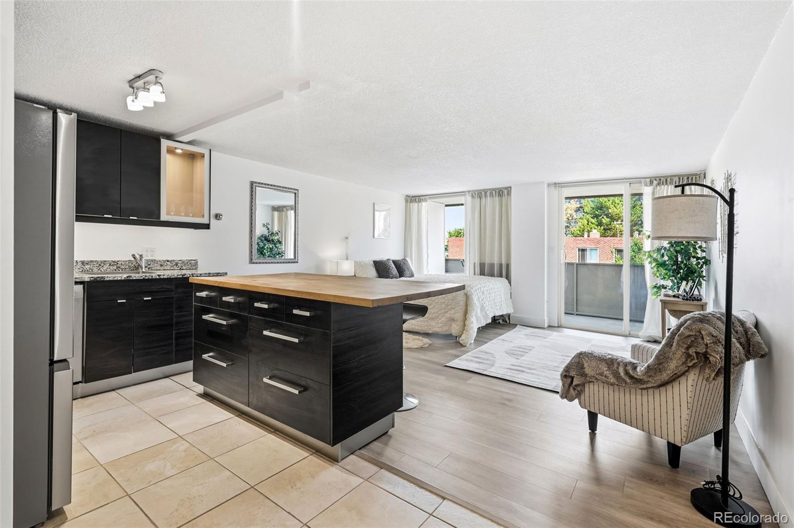 MLS Image #6 for 799  dahlia street,denver, Colorado