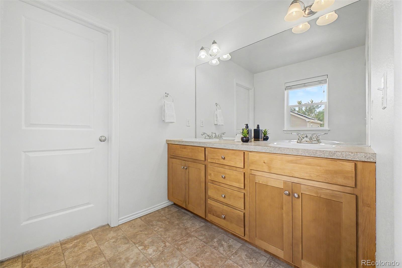MLS Image #17 for 421  noquet court,fort collins, Colorado