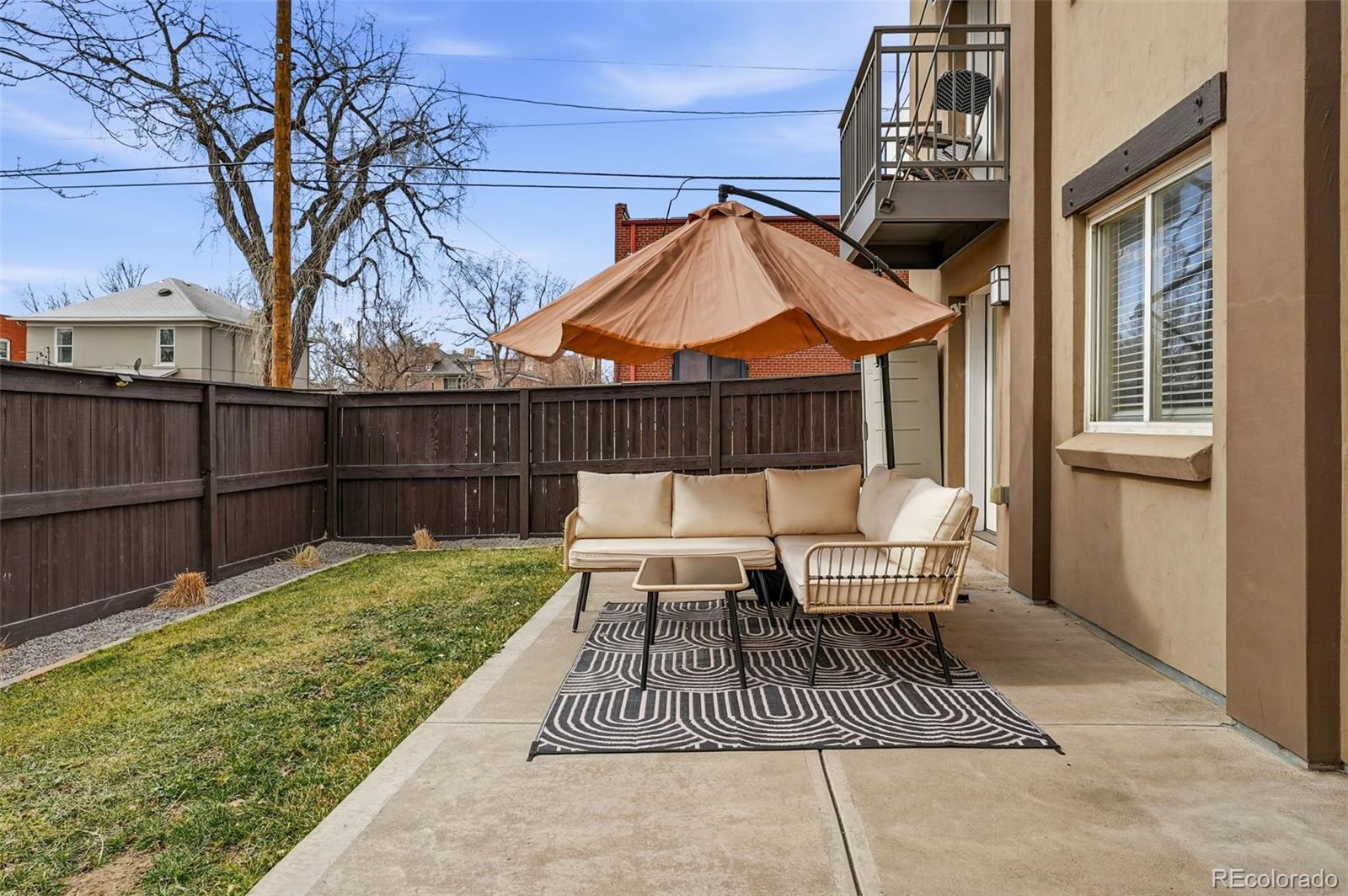 MLS Image #12 for 195 s pennsylvania street 107,denver, Colorado