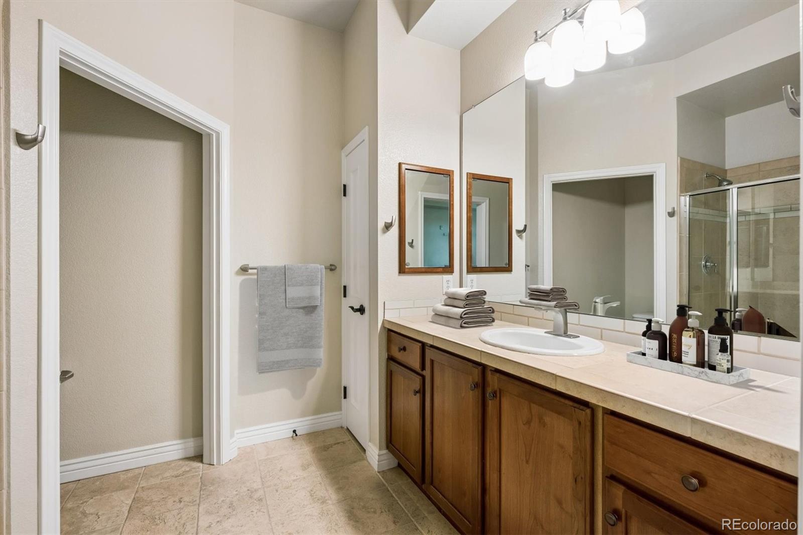 MLS Image #10 for 7820  inverness boulevard,englewood, Colorado