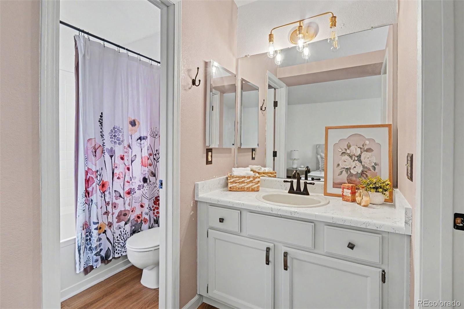 MLS Image #15 for 4886 s argonne street,aurora, Colorado