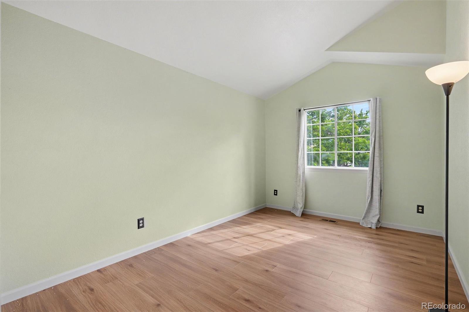 MLS Image #16 for 4886 s argonne street,aurora, Colorado