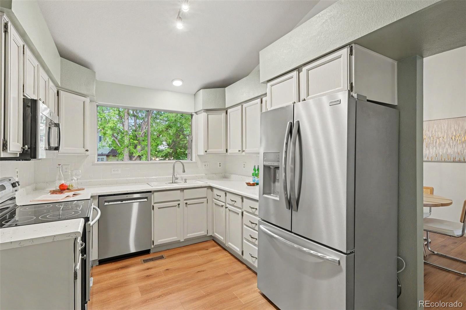 MLS Image #6 for 4886 s argonne street,aurora, Colorado