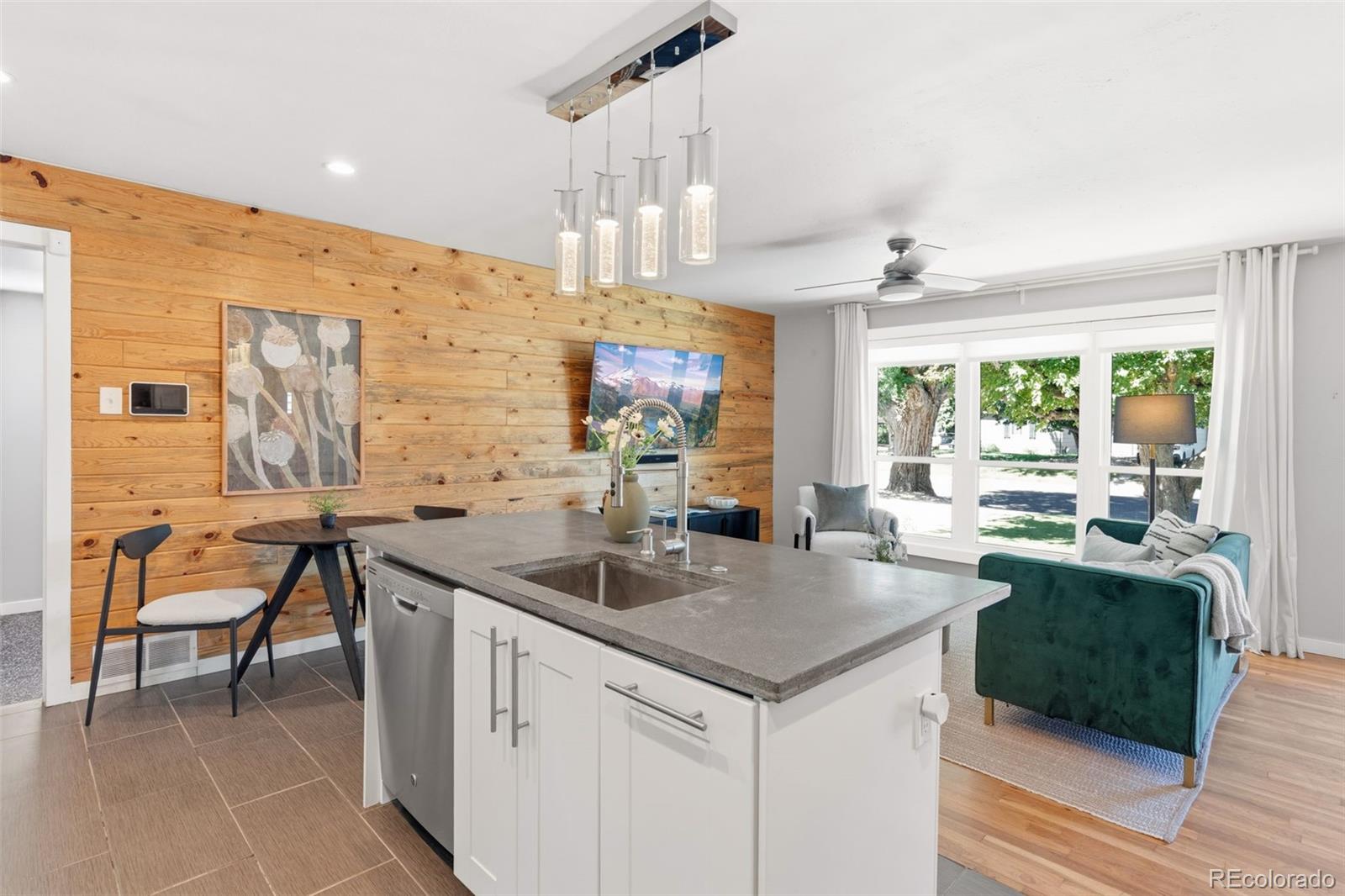 MLS Image #11 for 1320 s hudson street,denver, Colorado