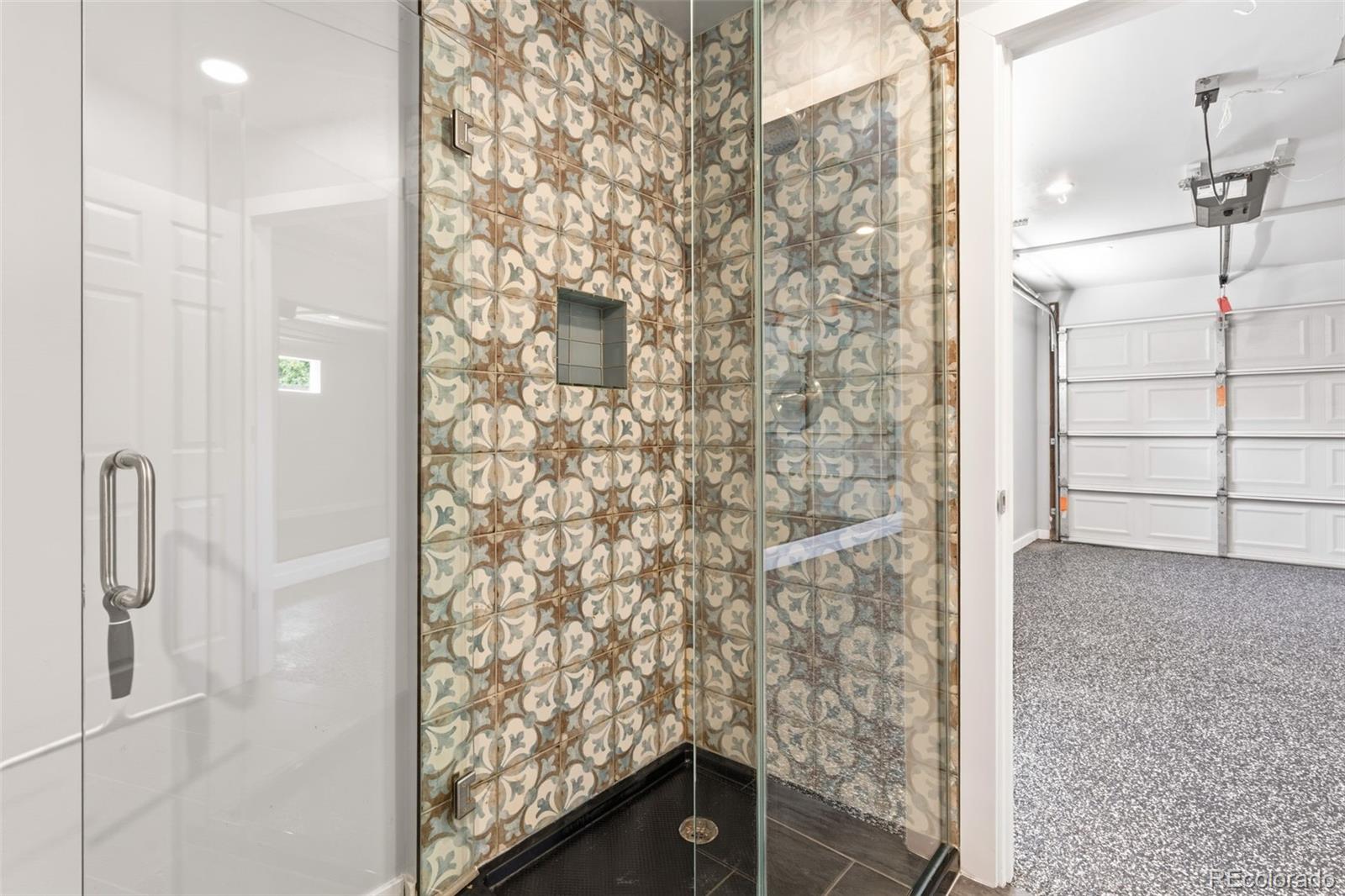 MLS Image #36 for 1320 s hudson street,denver, Colorado