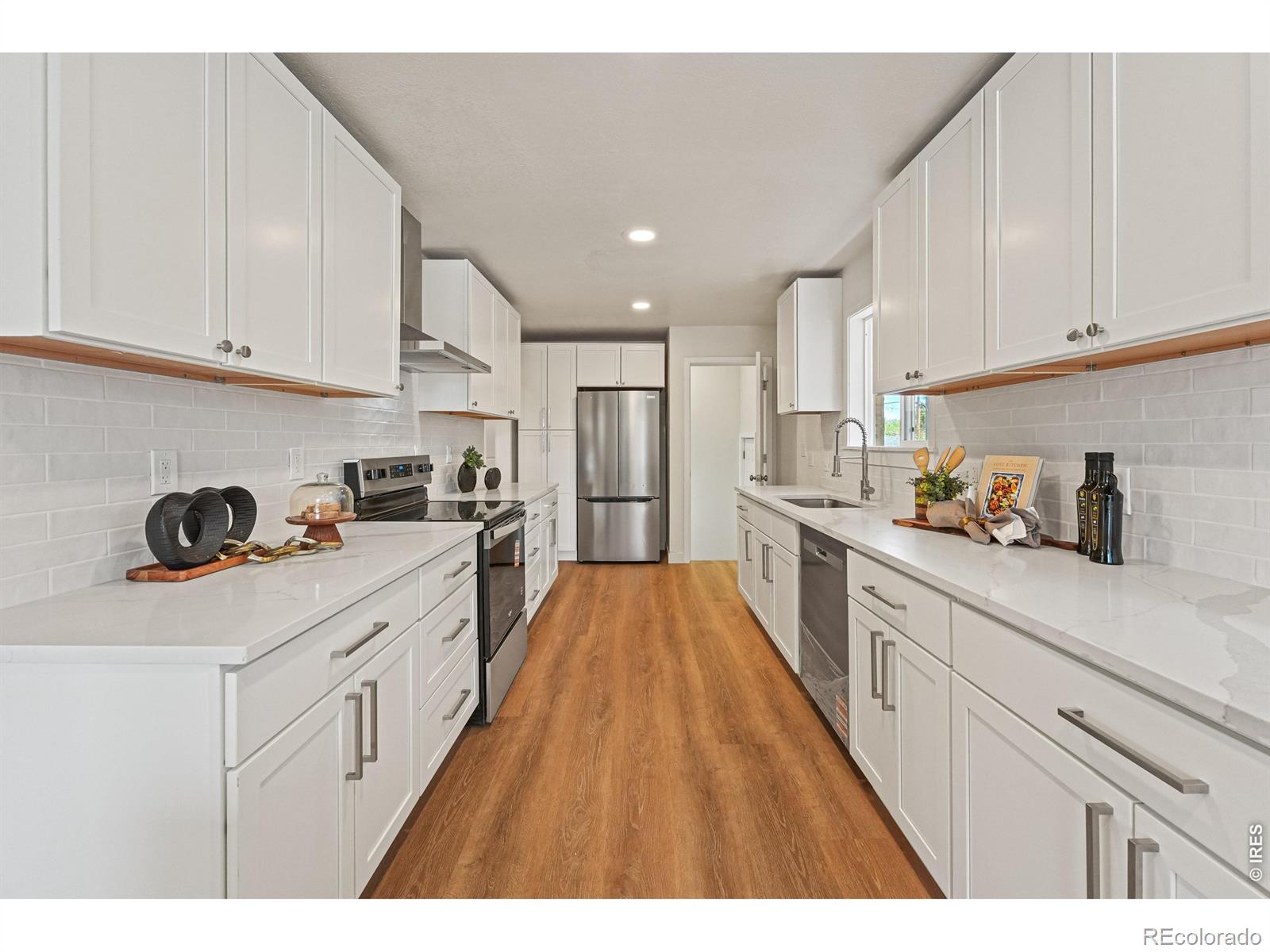 MLS Image #6 for 2739 w 39th avenue,denver, Colorado