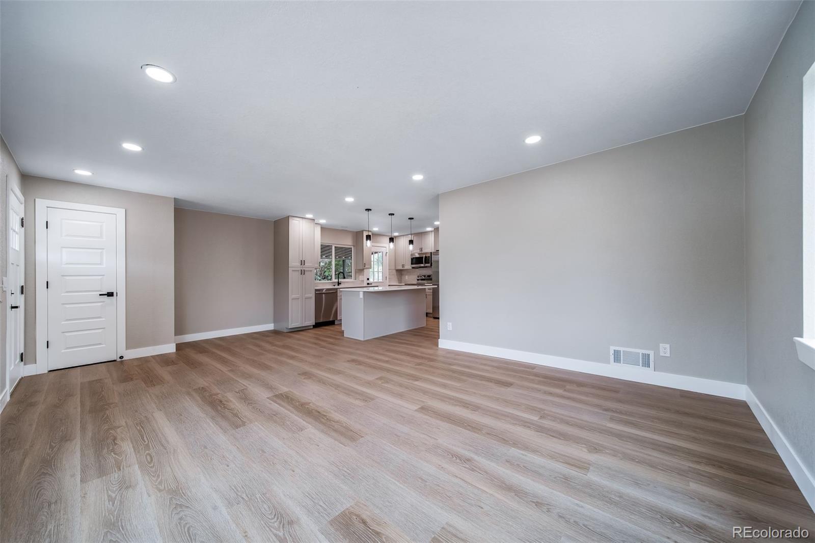 MLS Image #6 for 1210 e bates parkway,englewood, Colorado