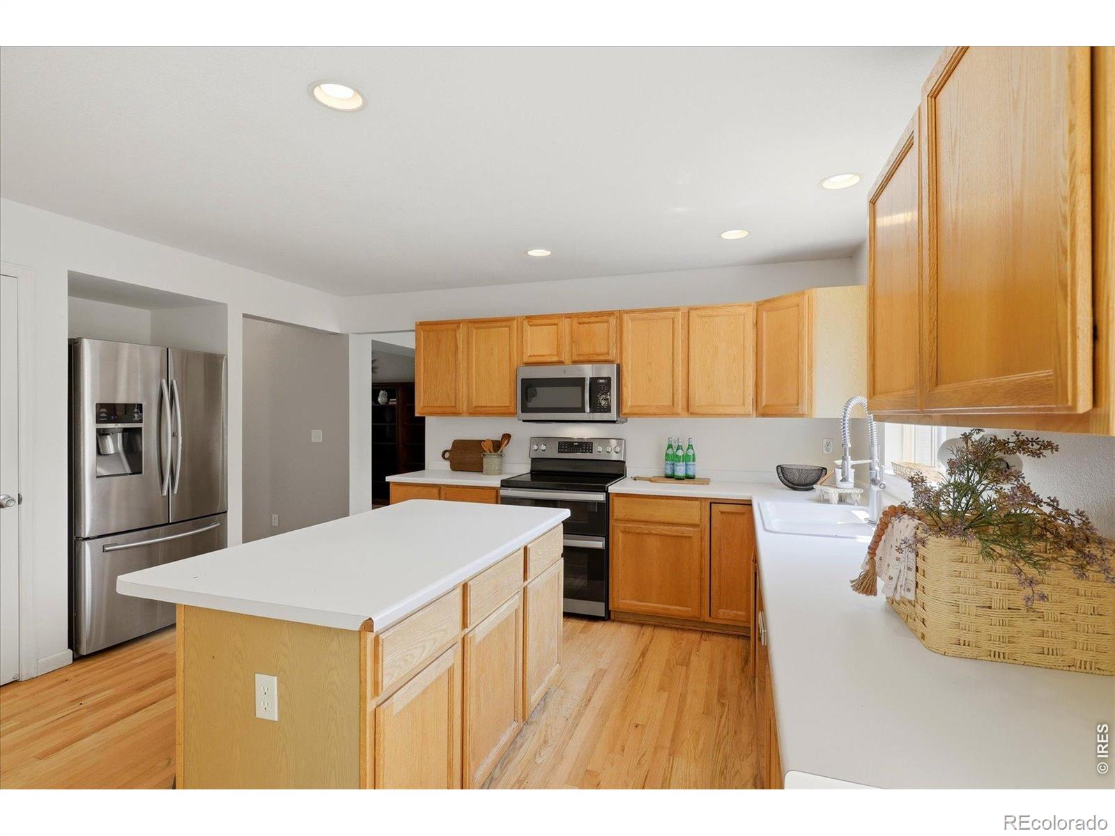 MLS Image #13 for 3593  larkspur drive,longmont, Colorado