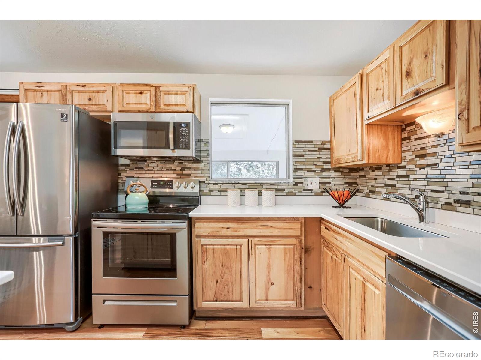 MLS Image #6 for 1470  monterey court,broomfield, Colorado