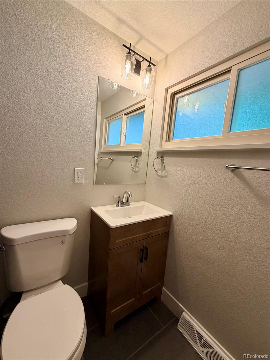 MLS Image #16 for 5944 s steele street,centennial, Colorado