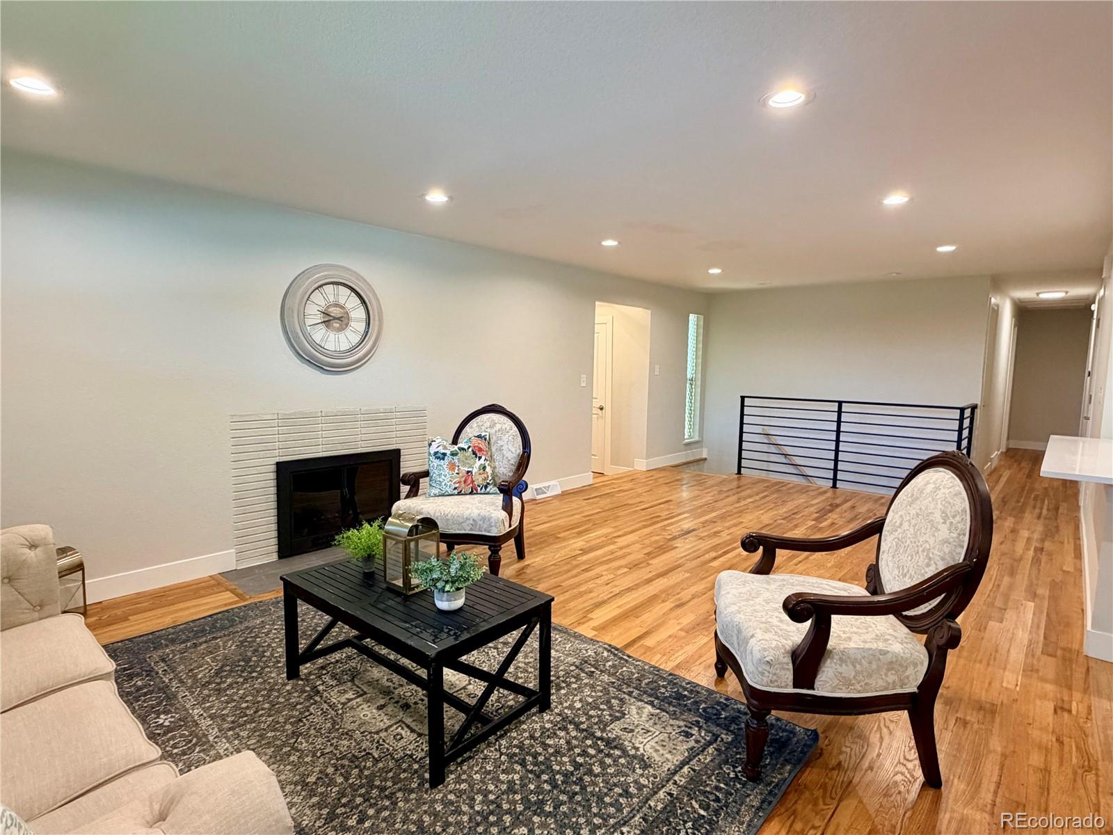 MLS Image #5 for 5944 s steele street,centennial, Colorado