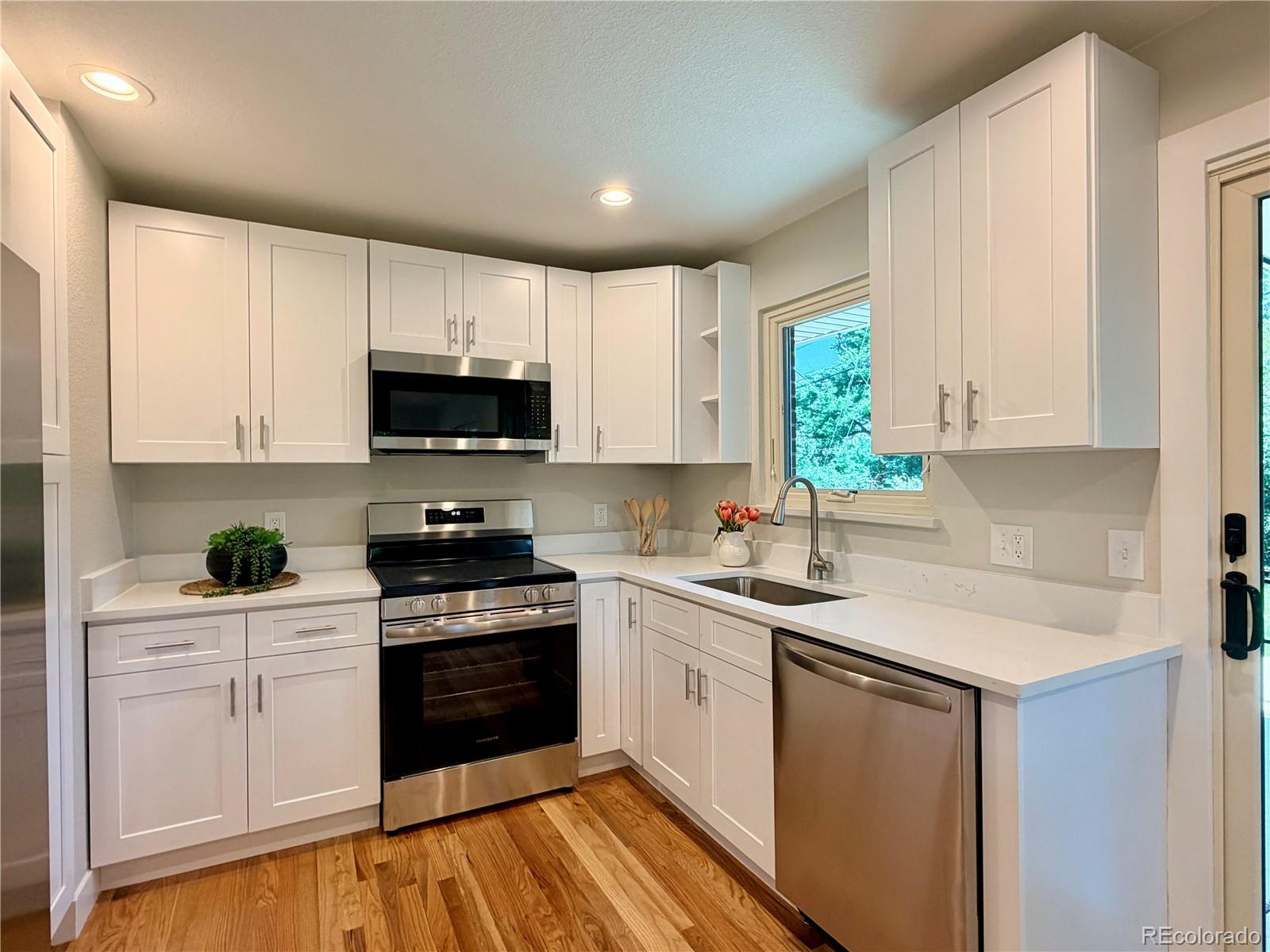 MLS Image #9 for 5944 s steele street,centennial, Colorado