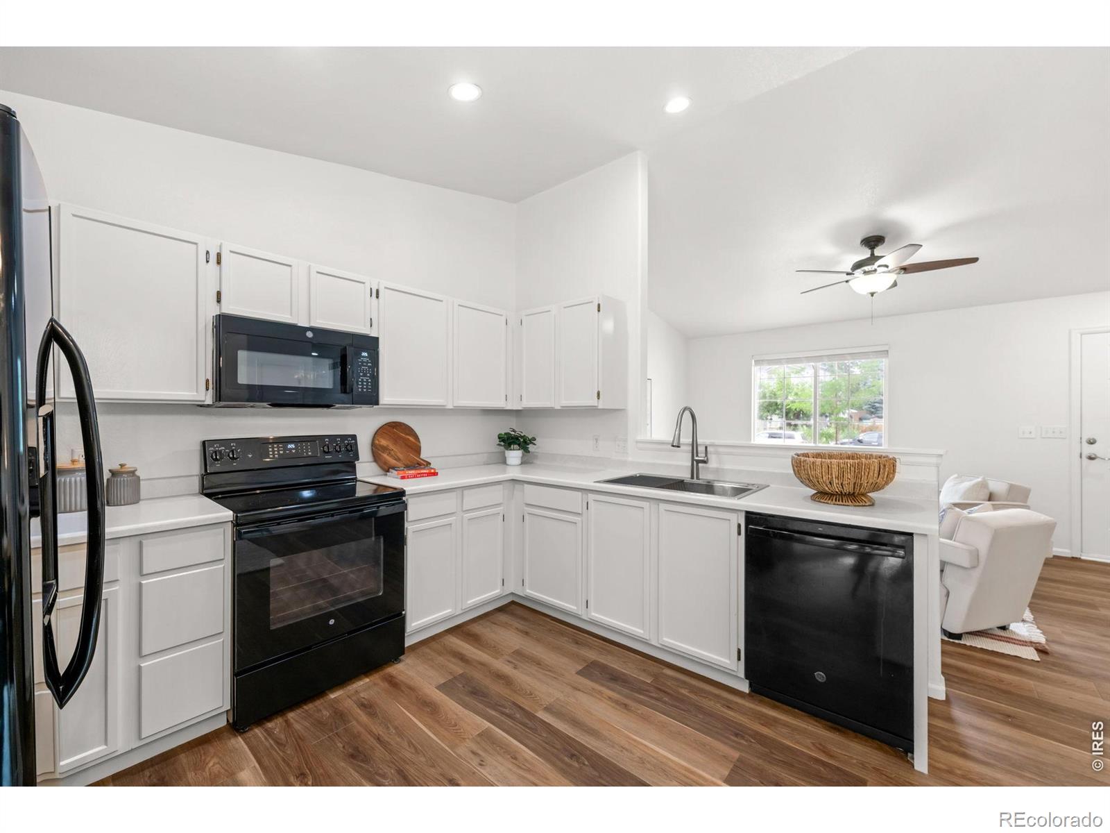 MLS Image #14 for 1736  gordon drive,erie, Colorado
